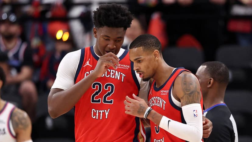 Pelicans Gamble on Continuity: Mosley Era Begins