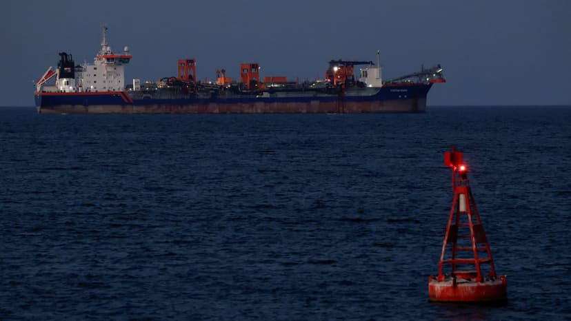 Tanker Peril: Gulf Insurers Fear Catastrophe