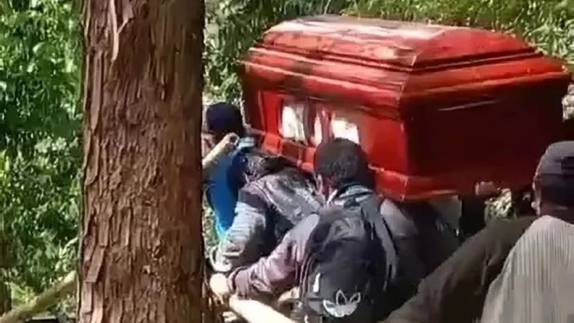 Coffin Plunges into Ravine After Peruvian Bridge Collapse