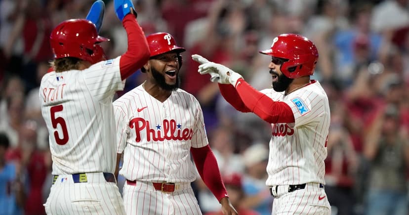 Grand Slam Lifts Phillies Over Nationals