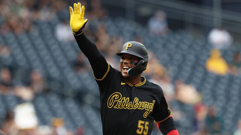 Pirates Rookie Valdez Blasts Off With Two HRs in Four Games