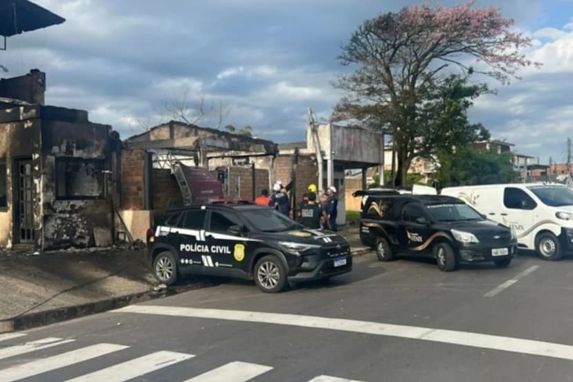 Four Dead as Aircraft Hits Restaurant in Brazil