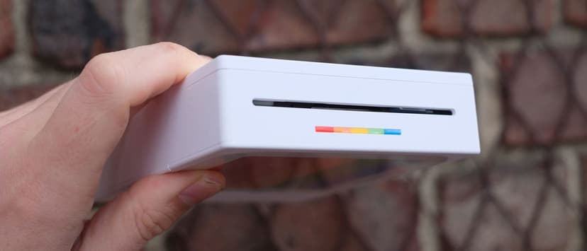 Polaroid Printer Frames Your Memories