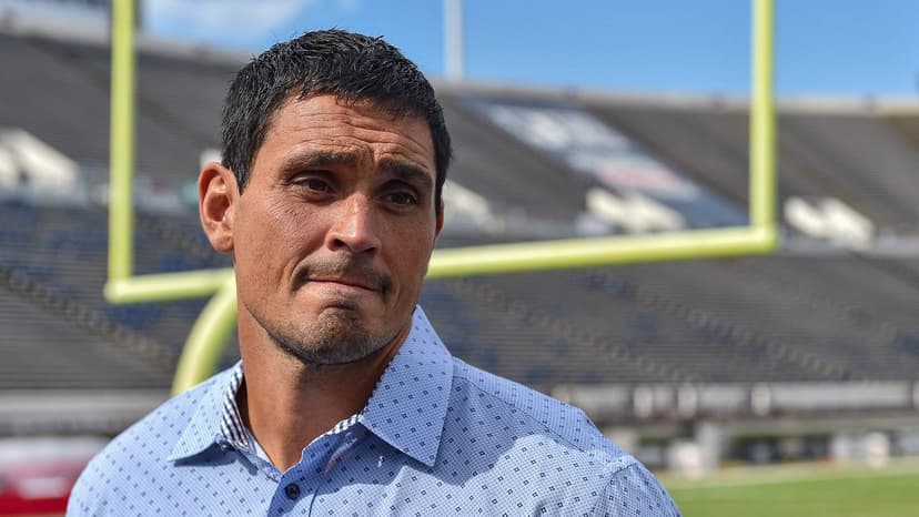 Pollack's QB Trust: Stockton High, Manning Low