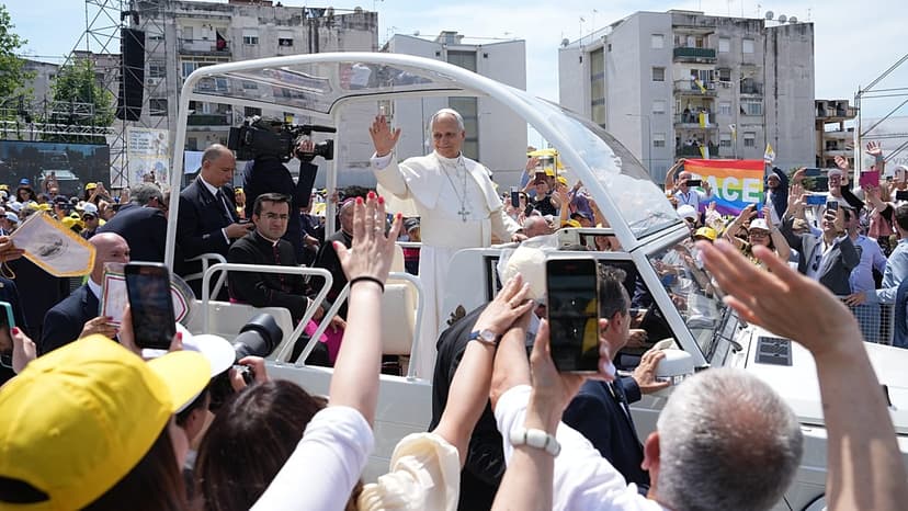 Pope Visits Italy's 'Land of Fires' for Solace