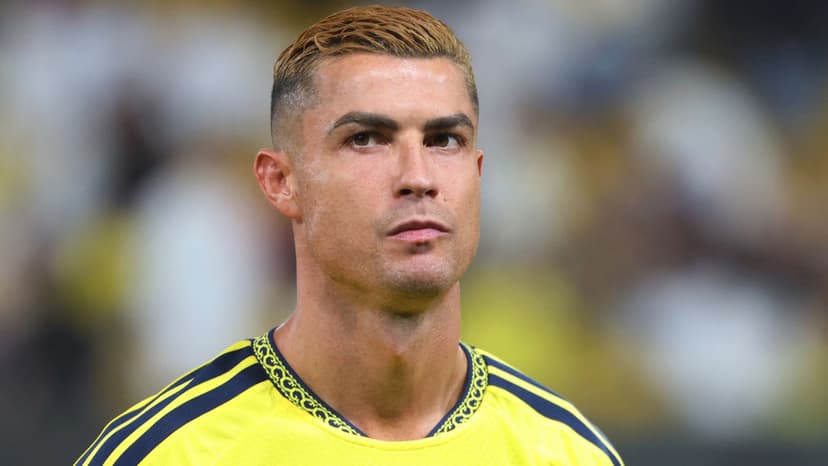 Poyet: Ronaldo Can Play As Long As He Wants in Saudi League