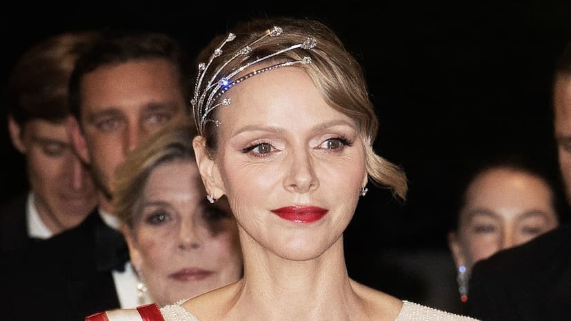 Charlene Stuns in White Gown, Honors Kate's Style