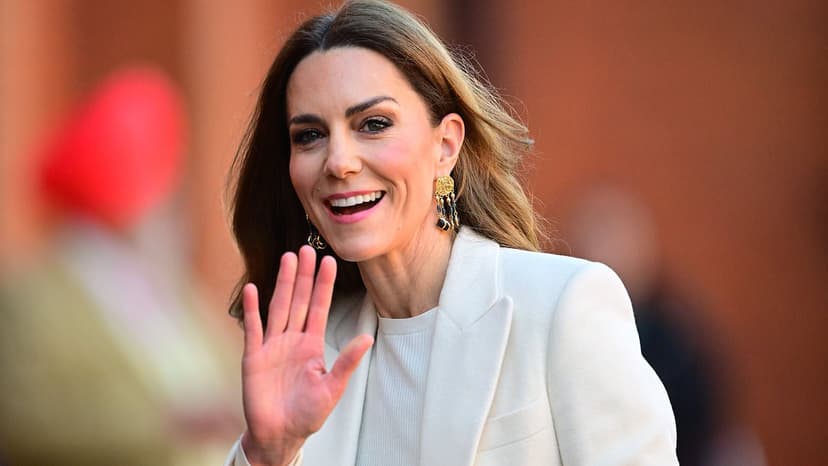 Princess Kate's Vibrant Visit to Leicester's Golden Mile