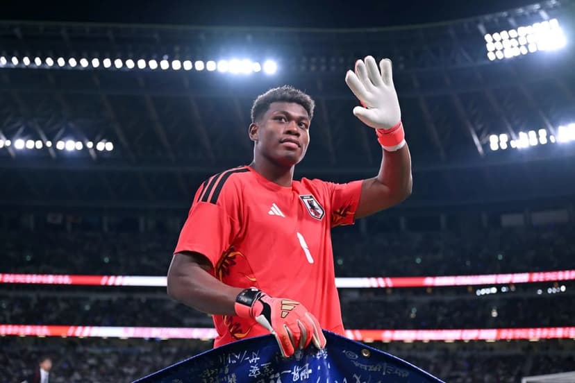 PSG Seals €35m Deal for Japanese Goalkeeper
