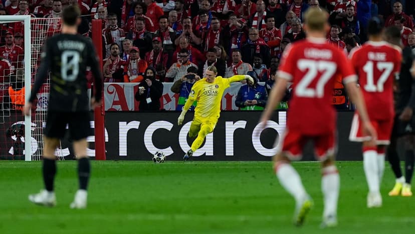 PSG's bizarre kickoff routine to baffle Arsenal