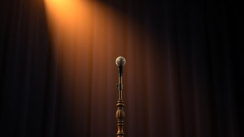 Pune Poetry Event Redefines Open Mic