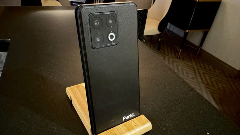 Privacy First: Punkt's MC03 Phone Lasts Six Days