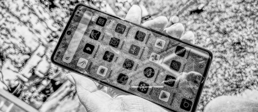 Punkt MC03: Secure Phone with Hidden Costs