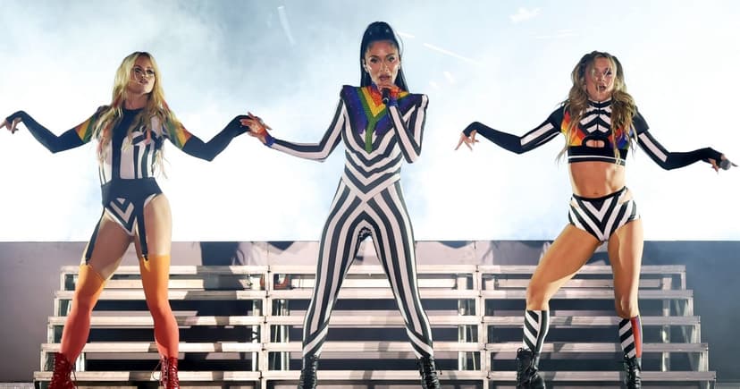 Pussycat Dolls Singer Vanishes Mid-Song in Warsaw