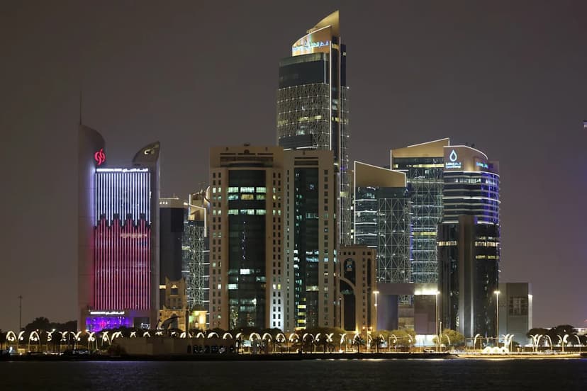 Qatar Halts Shipping Amid Renewed Iranian Attacks
