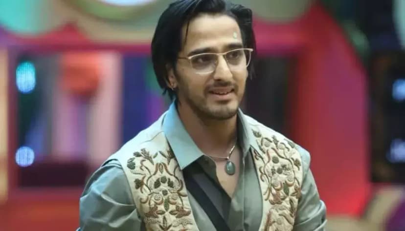 Qazi Touqeer Opens Up About His Nine-Years-Younger Wife