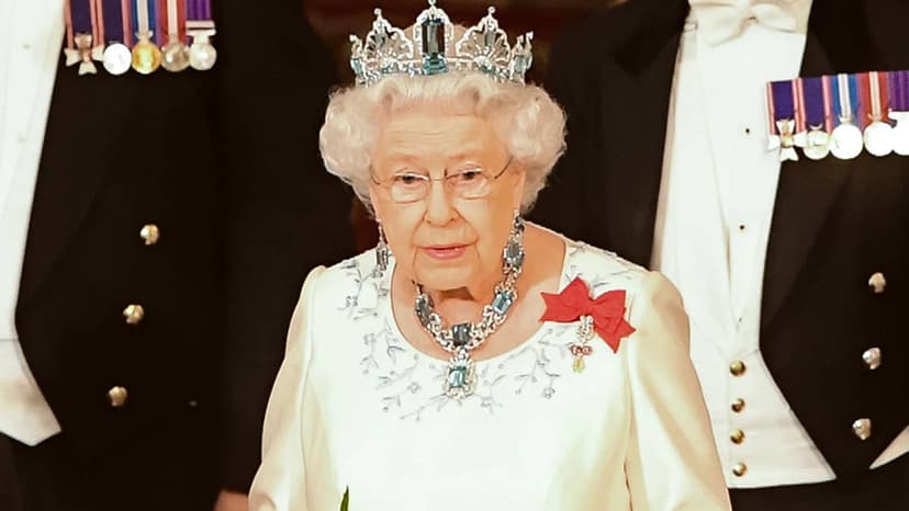 Queen Elizabeth II Broke Protocol for Morocco Feast