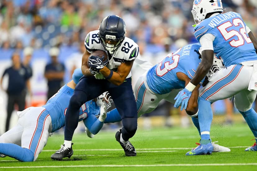 Raiders Sign Seahawks Super Bowl WR Cody White