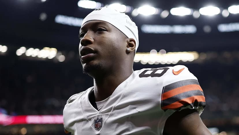Raiders Add Speedster Thrash Before Bills Clash