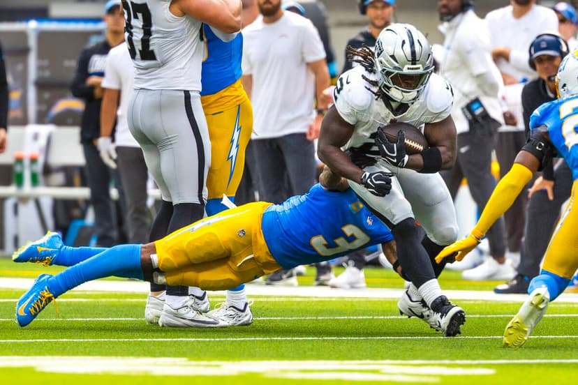 Undefeated Raiders March into New Orleans for Week 3 Showdown