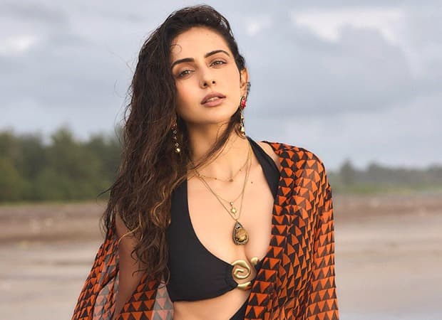 Rakul Preet Singh's Brave Battle: Filming De De Pyaar De 2 with Spine Injury