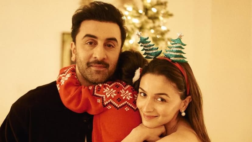 Ranbir Kapoor's Rare Family Outing Melts Hearts