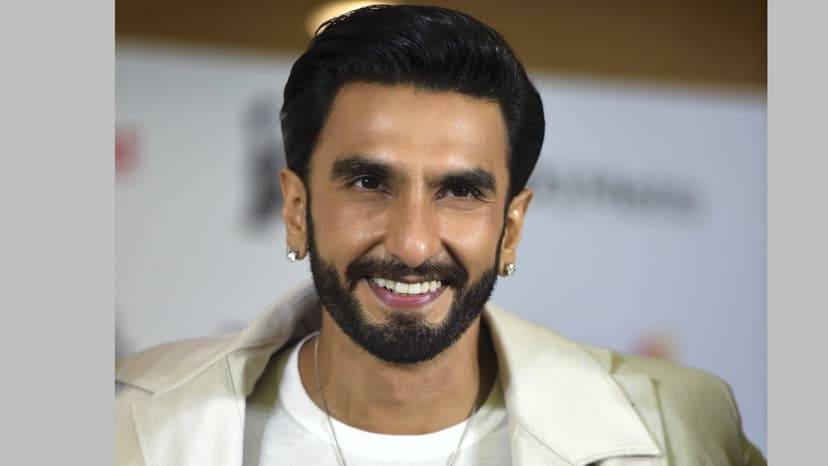 Ranveer Singh's Zombie Thriller: Rs 300 Crore Zombie Epic!