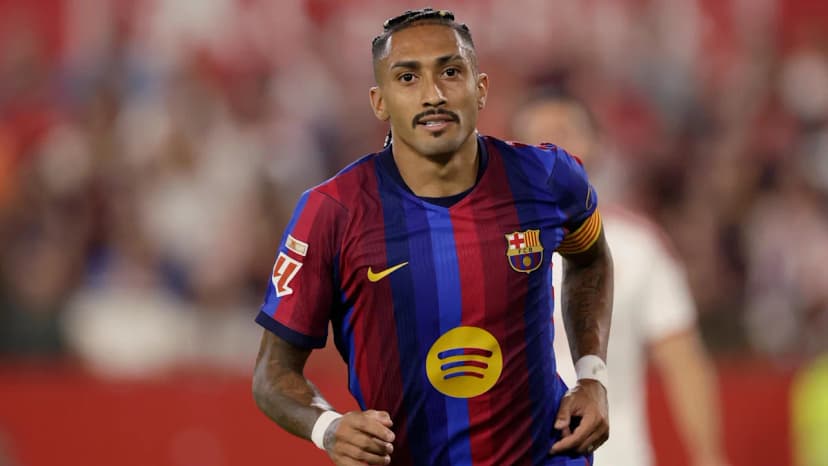 Raphinha's Injury Scare: Barcelona Sweat Over Key Player