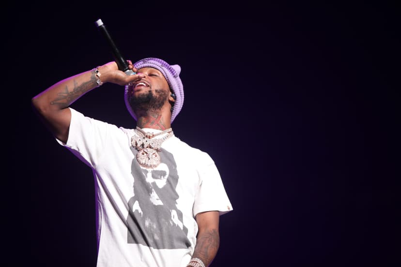 Rapper Toosii Commits to Syracuse Football