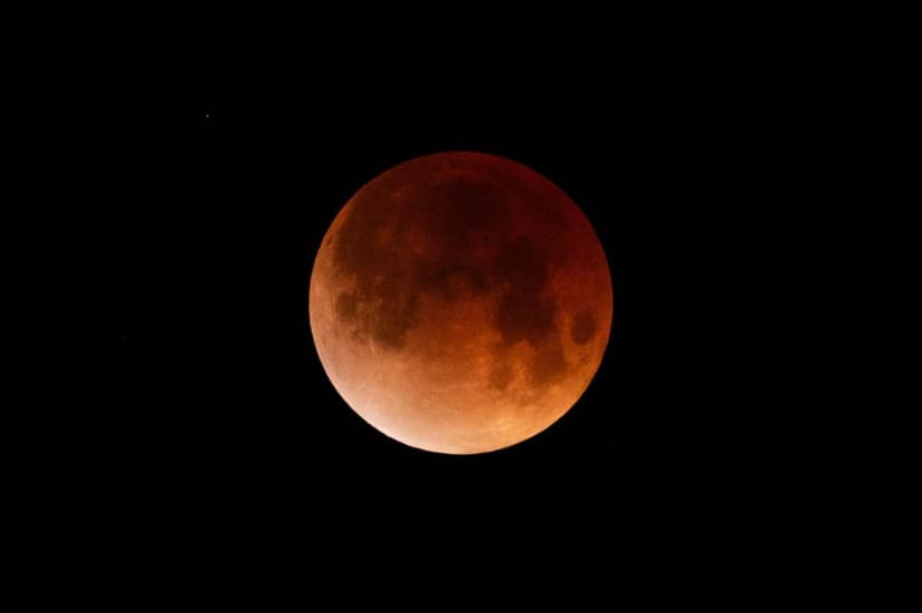 Rare Red Moon Eclipse Next Week!