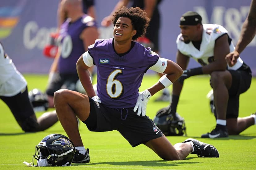 Rookie WR Lane Makes One-Handed Catch, Eyes Major Role