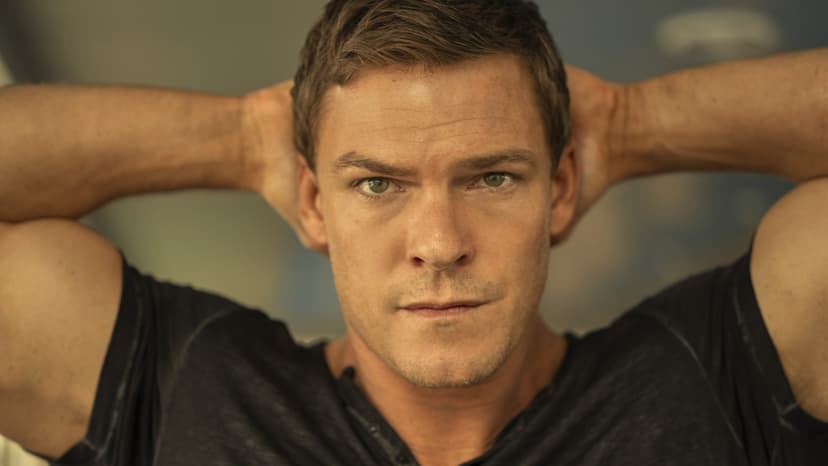 Reacher Star Prefers TV Over Big Screen