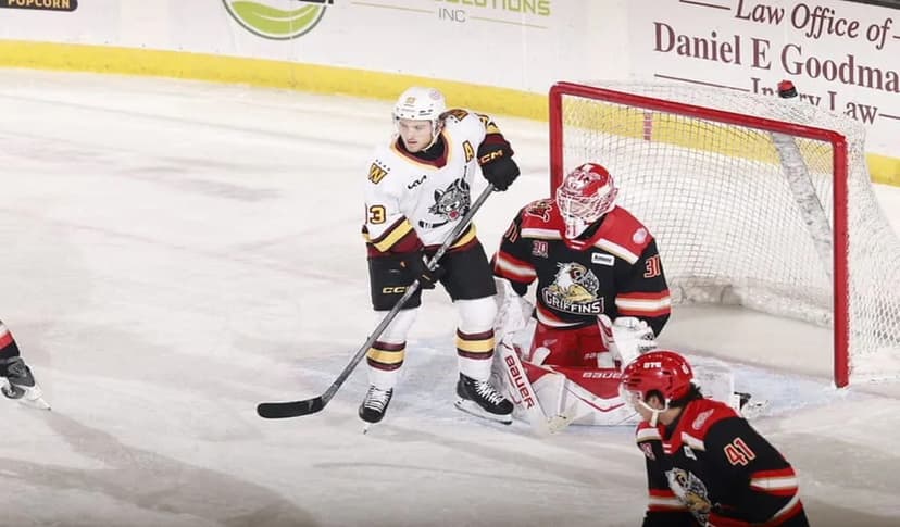Red Wings Secure Goalie Carter Gylander for One Year
