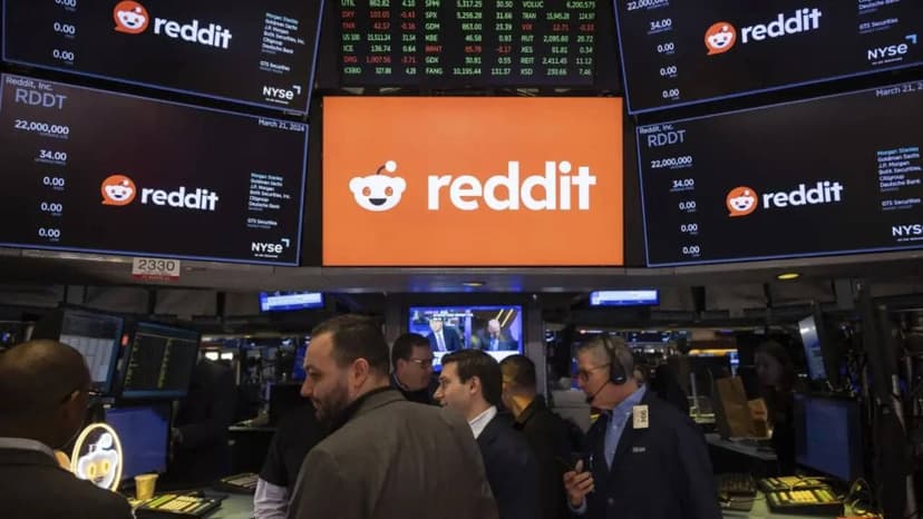 Reddit Down: VPNs and Cache Clears Urged as Site Fails