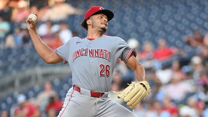 Stewart's Blast Seals Reds Victory Over Cardinals