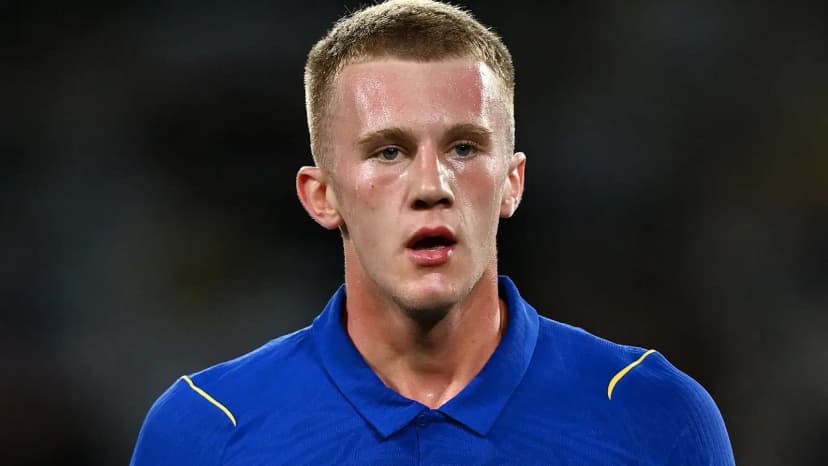 Teen Sensation Watson Debuts for Chelsea