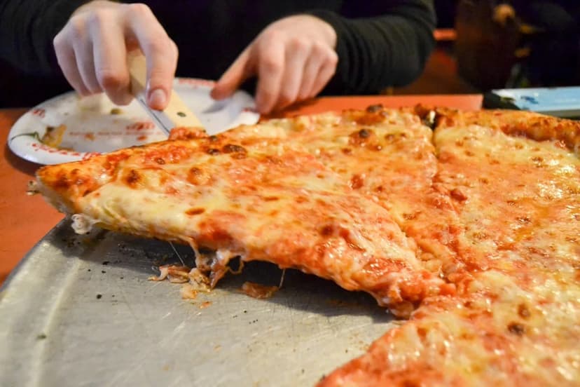 Regina Pizzeria Closes Beloved Fenway Location