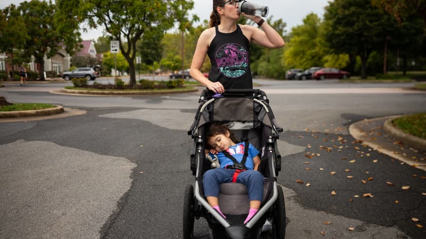 Resilient and Resourceful: How Single Moms in Their 30s Are Redefining Parenthood