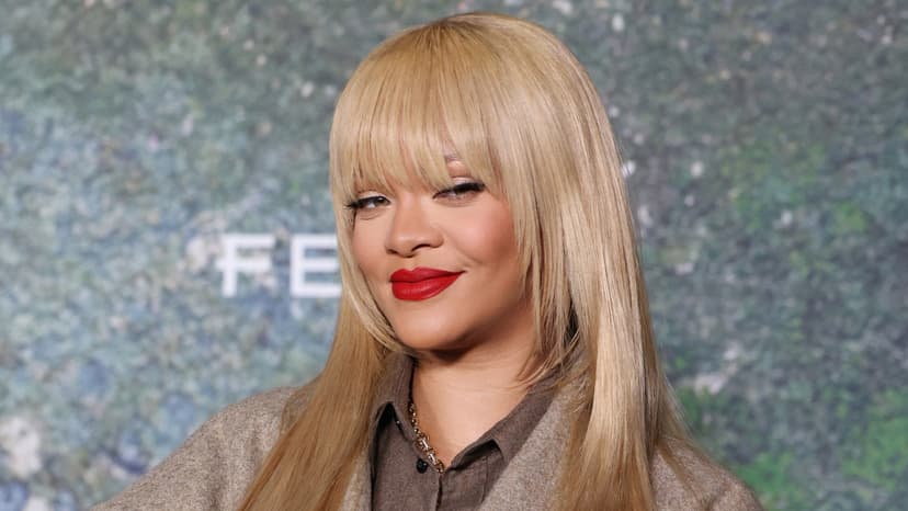 Rihanna Nears Music Sales Crown