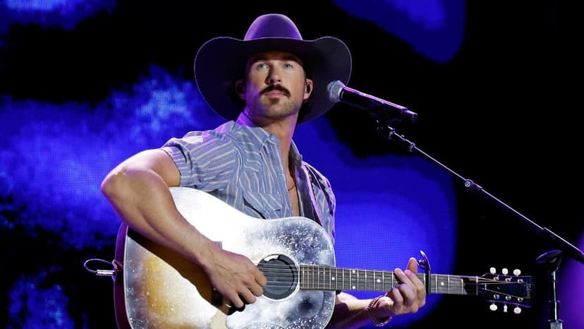 Country Star's Humble Guitar Hunt on Facebook