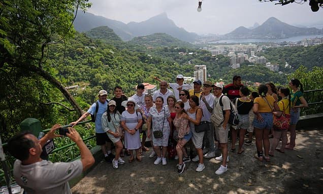 Favela Tours: Rio's Real Heartbeat Beckons Tourists