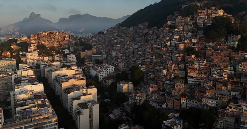 Rio Favelas Swelter Under Extreme Heat