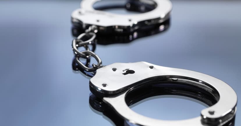 Serial Cemetery Thief Arrested After Pursuit