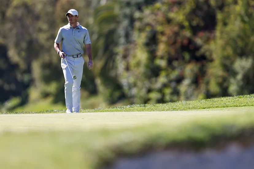 McIlroy Slams Riviera's New 273-Yard Par-3