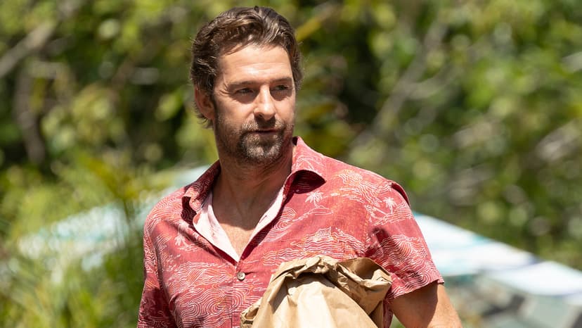 Former Photojournalist Jailed, Now Hunts Killer