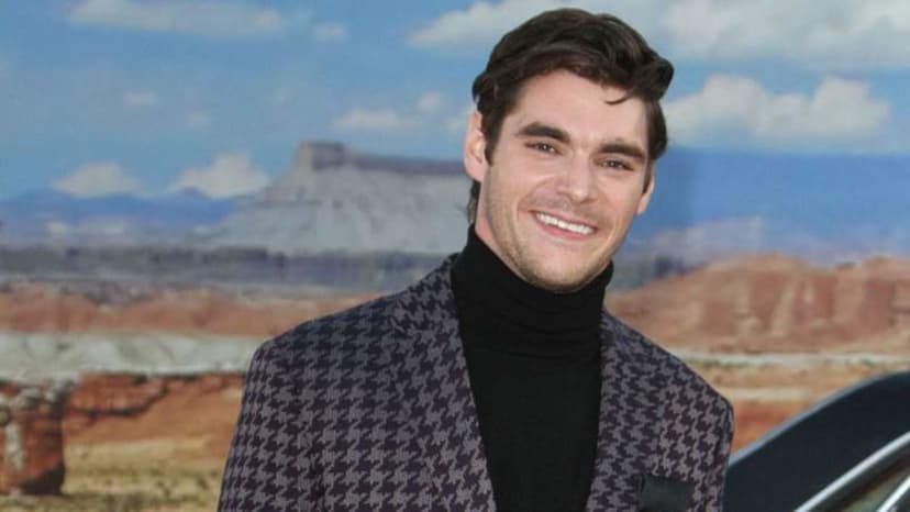 RJ Mitte's Mother Shares Suicide Warning Signs