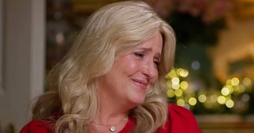 Penny Lancaster cries over Rod Stewart's secret love life