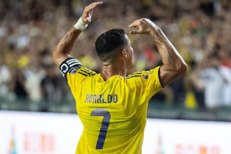 Ronaldo Strikes Twice: Al-Nassr Extends Saudi League Lead