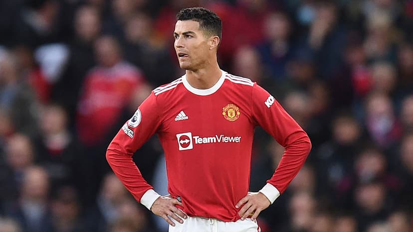 McClaren: Ronaldo's United exit divided squad