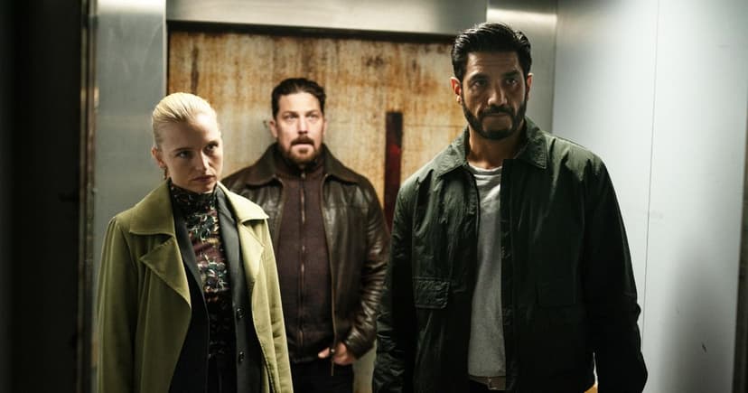 Rookie Cop's Risky Undercover Mission Blurs Duty and Emotion in Netflix Thriller